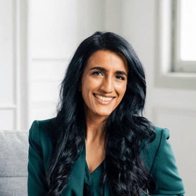 Dr. Ayesha Khanna